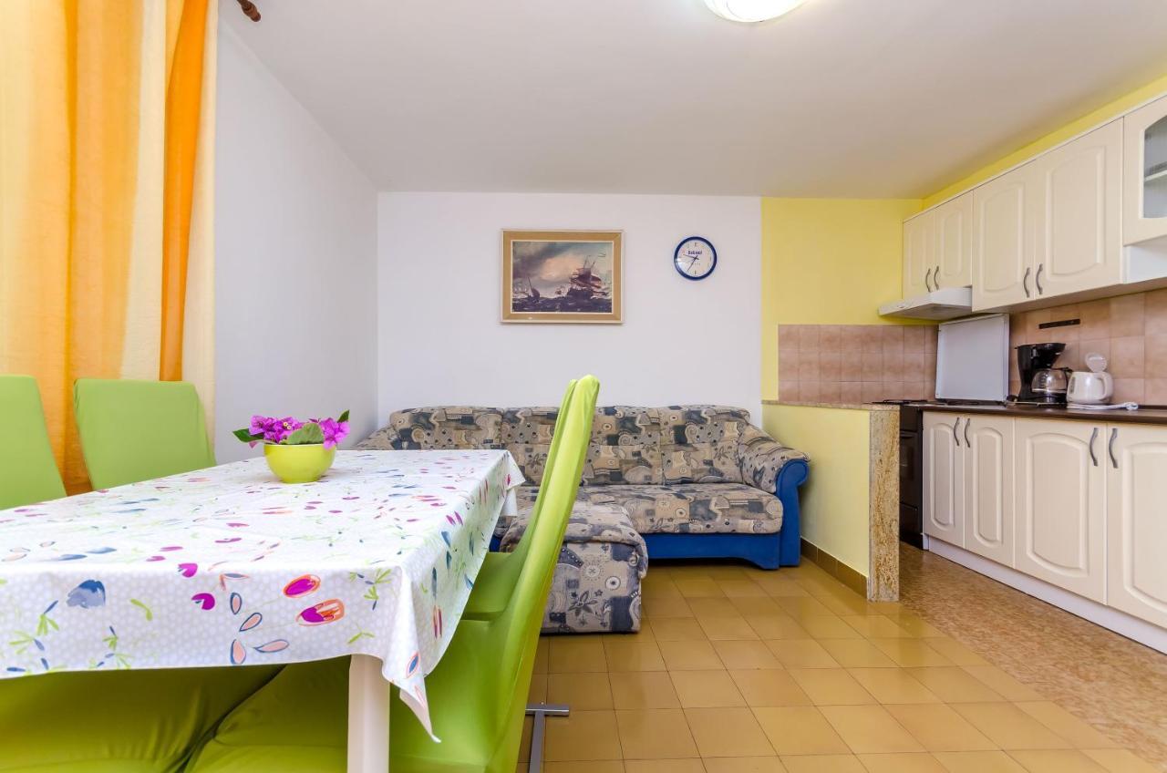Apartments Maslina Trogir Exterior photo